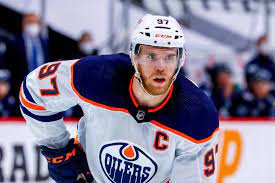 Connor McDavid är borta på grund av viruset